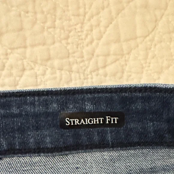 Judy Blue Dark Wash Straight Fit Jeans - Picture 4 of 6